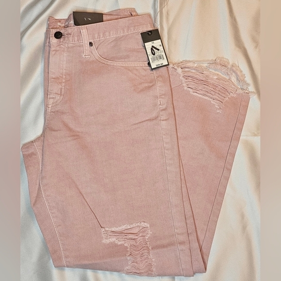 Mossimo Supply Co. Denim - Women's Mossimo Mid Rose Boyfriend Crop Jeans-Blush Pink Size 10/30R NWT